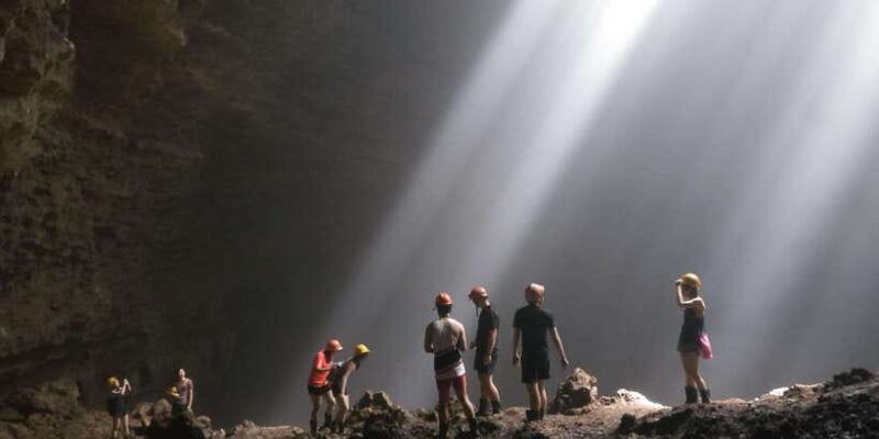 from-yogyakarta-explore-jomblang-cave
