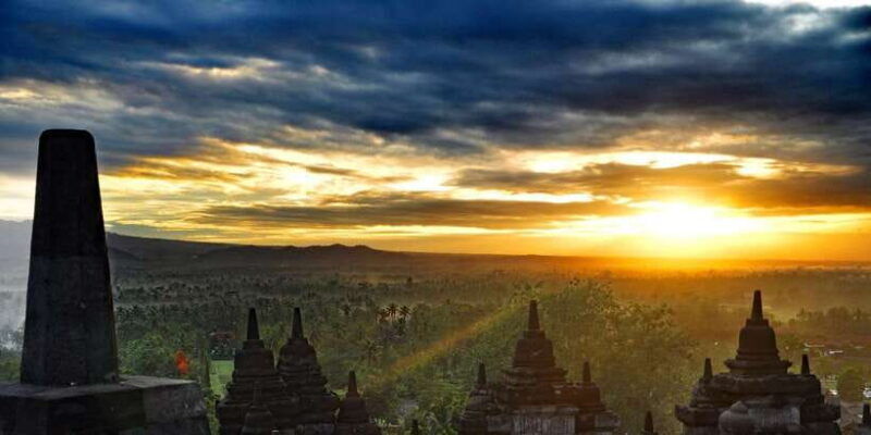 from-yogyakarta-kedung-kayang-waterfall-borobudur-sunset
