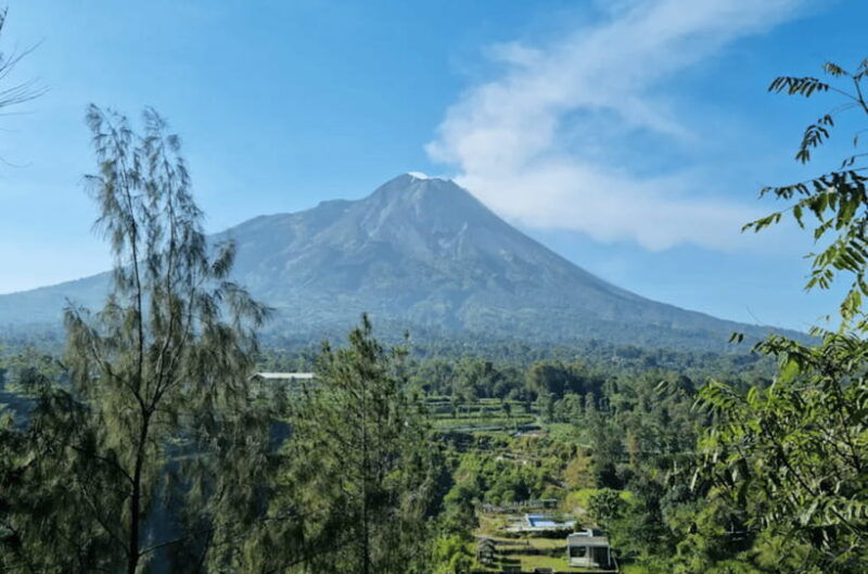 from-yogyakarta-merapi-sunrise-and-kedung-kayang-waterfall