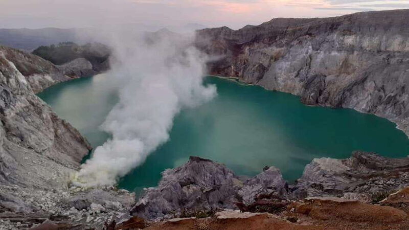 from-yogyakarta-mount-bromo-ijen-bali-tour-shared-guided
