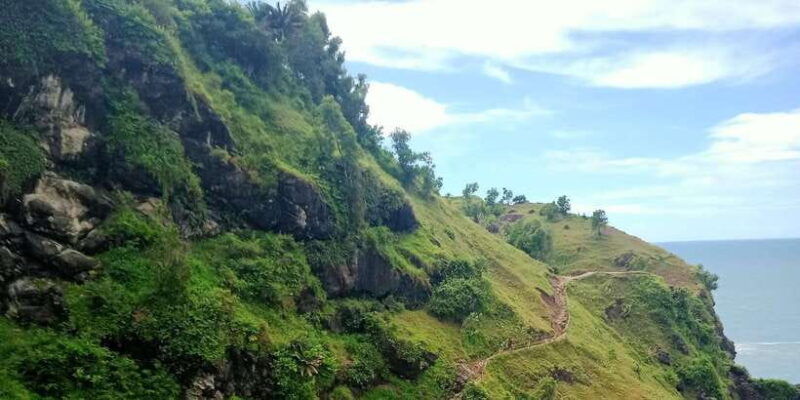 from-yogyakarta-pengilon-hill-and-hidden-beach