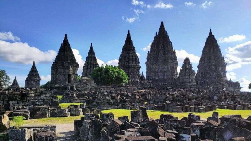 from-yogyakarta-prambanan-temple-guided-tour