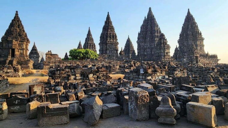 from-yogyakarta-prambanan-temple-guided-tour