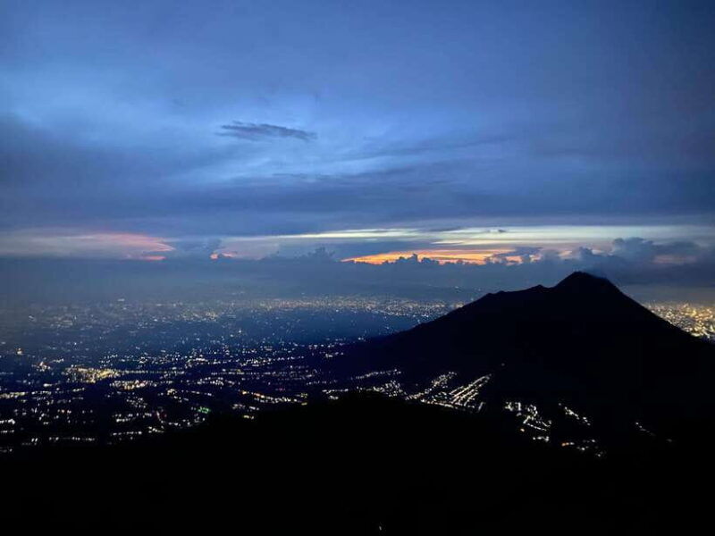 from-yogyakarta-sunrise-sunset-mount-merbabu-camping