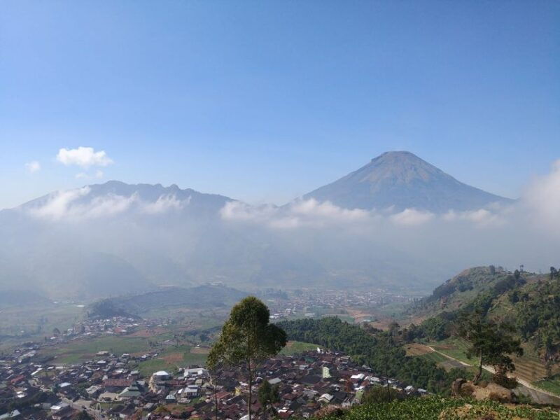 from-yogyakarta-the-beauty-of-dieng-guided-day-tour