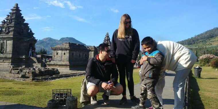 from-yogyakarta-the-beauty-of-dieng-guided-day-tour