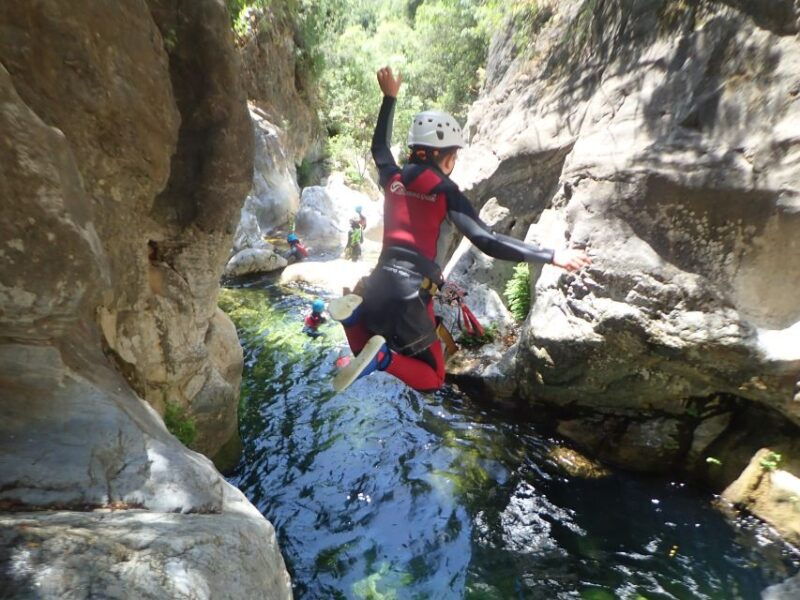 from-yunquera-canyoning-tour-to-zarzalones-canyon