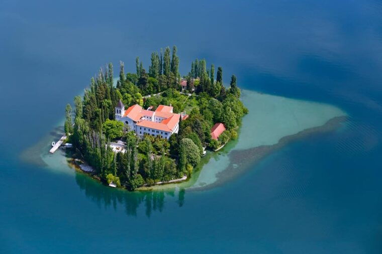 from-zadar-krka-national-park-and-skradin-day-trip