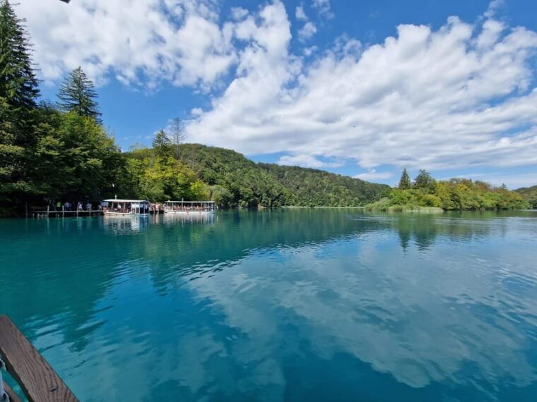 from-zadar-plitvice-lakes-day-trip-with-guide-and-boat-tour