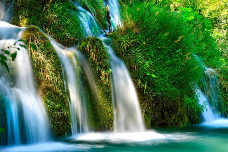 from-zadar-plitvice-lakes-national-park-day-trip-boat-ride