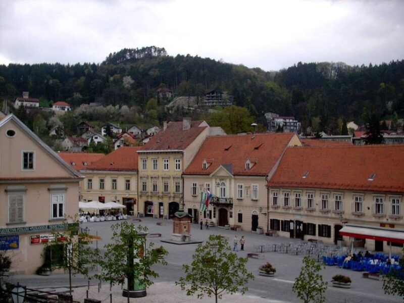 from-zagreb-plesivica-hills-samobor-tour-wine-tasting