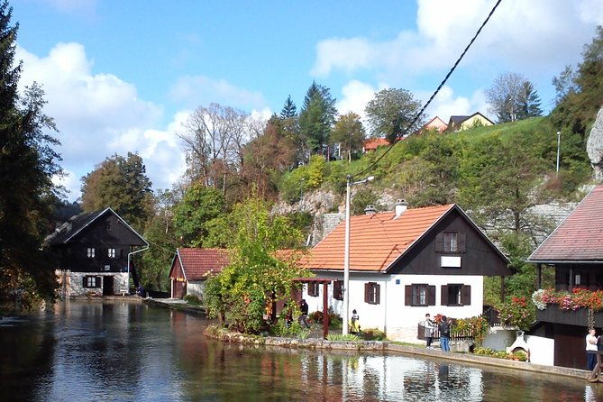 from-zagreb-plitvice-lakes-tour-transfer-to-split