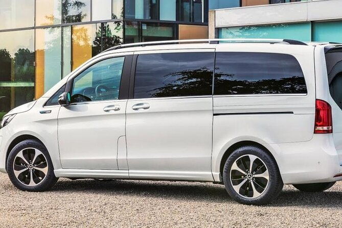 from-zurich-airport-1-way-private-transfer-to-zurich-hotel