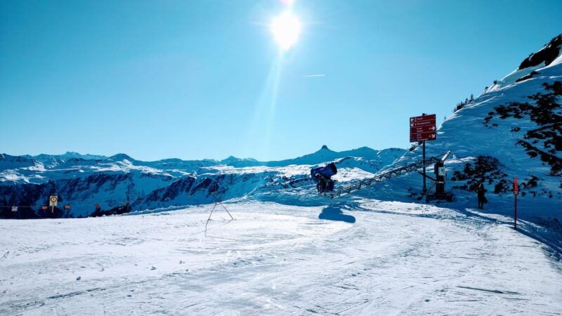 From Zurich main station: 4h ski school for beginners with arrival - Starting Your Swiss Skiing Adventure from Zurich