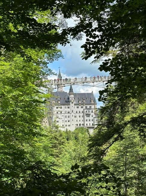 From Zurich: Neuschwanstein Castle Private Tour with Lunch - Key Points
