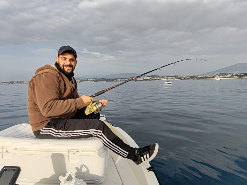 fuengirola-bottom-fishing-with-jigging-and-squid-2-4-and-6-hours
