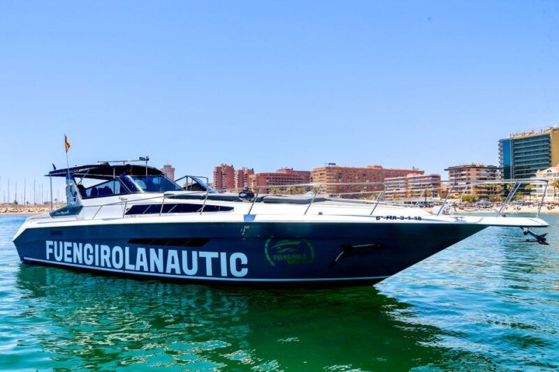 fuengirola-dolphin-watching-by-yacht-with-snacks-and-drinks