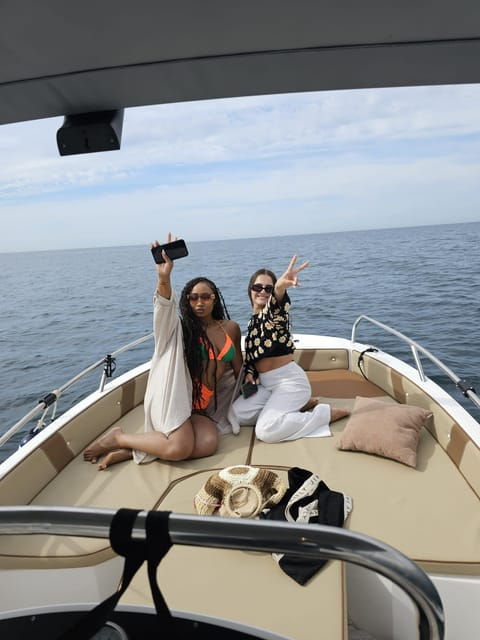 fuengirola-dolphin-watching-tour-with-snacks-and-drinks