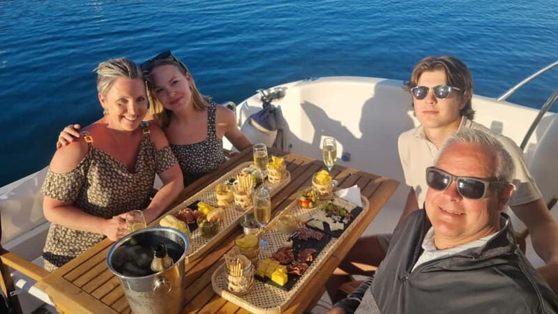 Fuengirola: Sunset Boat Tour - Cocktail Dinner & Champagne - Setting the Scene: What Is This Sunset Boat Tour?