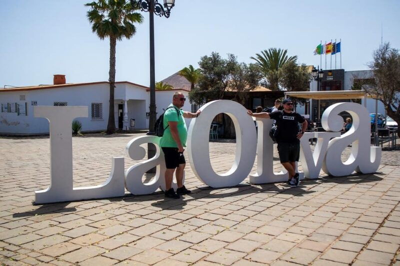 fuerteventura-corralejo-dunes-la-oliva-church-cruises
