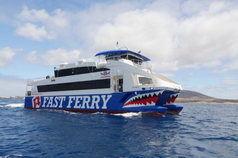 fuerteventura-round-trip-or-1-way-ferry-ticket-to-lanzarote