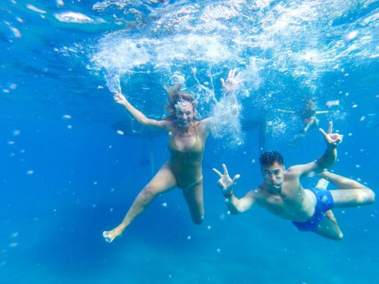 fuerteventura-sailing-with-snorkeling-and-dolphin-watching
