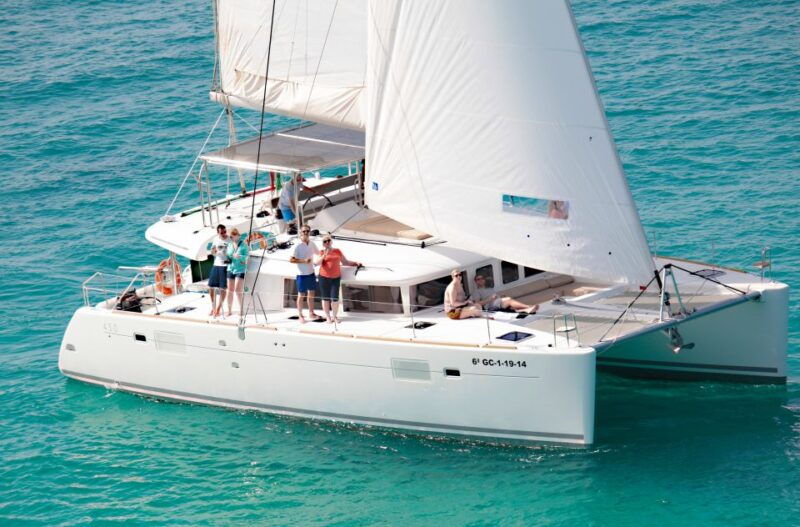 fuerteventura-small-group-magic-deluxe-catamaran-cruise-2