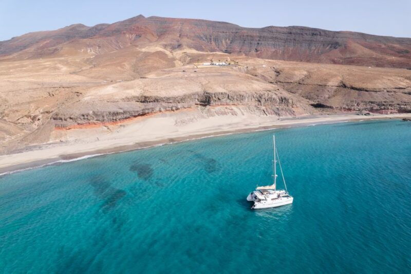 fuerteventura-small-group-magic-deluxe-catamaran-cruise-2