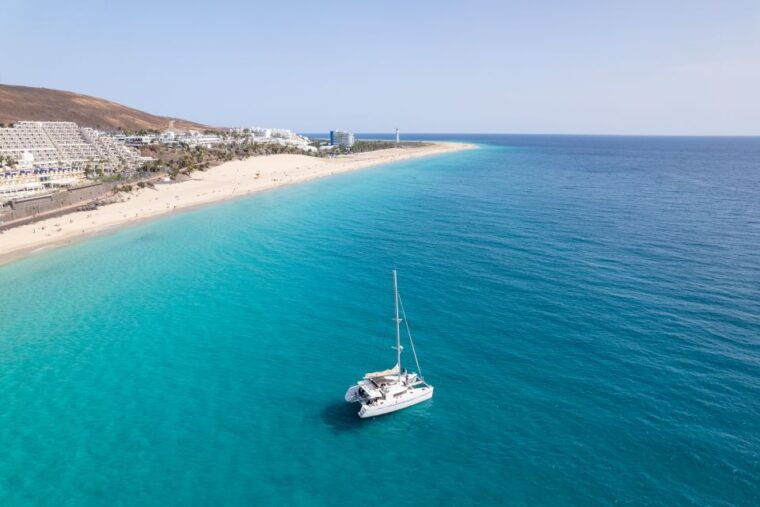 fuerteventura-small-group-magic-deluxe-catamaran-cruise-2