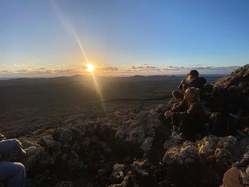 Fuerteventura: Twilight Volcano Hike with Sunset & Moonrise - Discovering Fuerteventura’s Twilight Magic