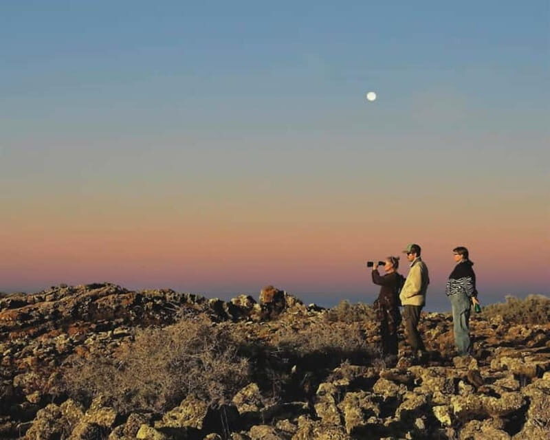 Fuerteventura: Twilight Volcano Hike with Sunset & Moonrise - FAQ