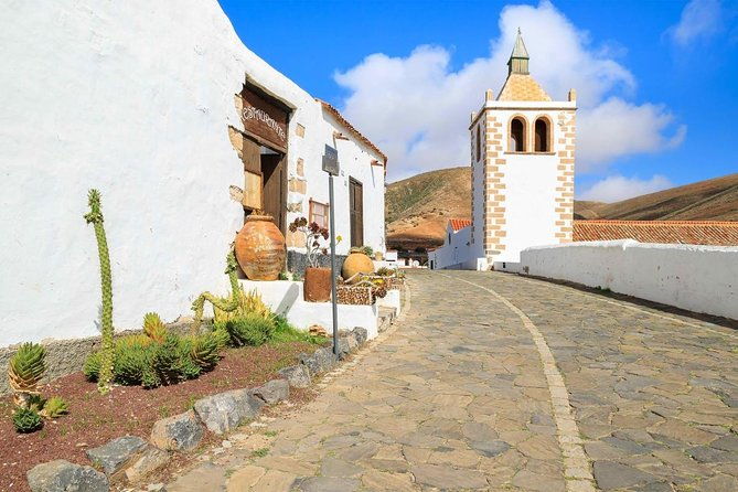 fuerteventura-villages-caves-and-farm-tour-with-lunch-from-south