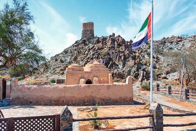 Fujairah East Coast Tour with Visit to Sheikh Zayed Mosque - An In-Depth Look at the Fujairah East Coast Tour