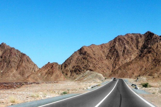 Fujairah Private day trip from Dubai with Lunch - Transportation and Group Size