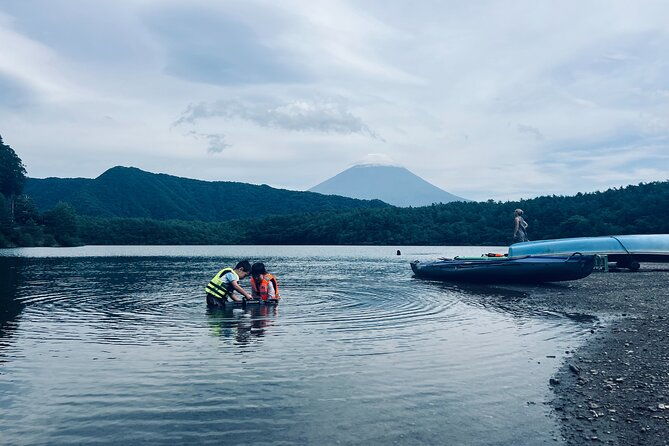 fuji-and-hakone-private-tour-with-english-guide-and-photography