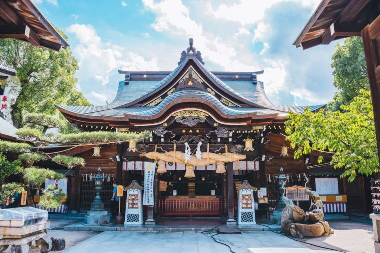 fukuoka-essentials-history-culture-charms