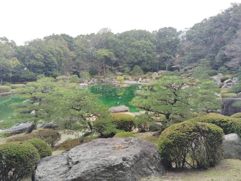 Fukuoka: Fukuoka Castle and Ohori Park Guided Tour - Detailed Breakdown of the Itinerary