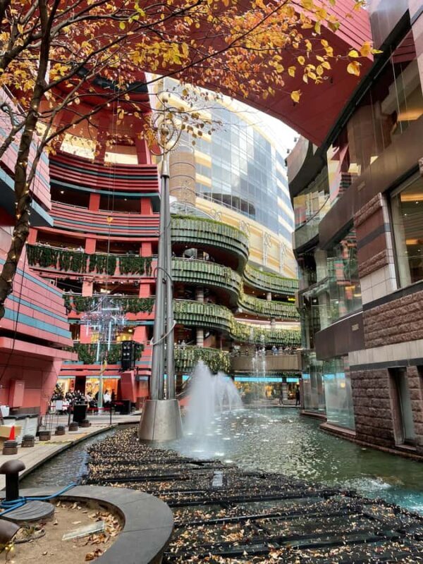 Fukuoka: Historic Architecture and Walking Tour - Practical Details: What to Expect