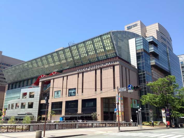 fukuoka-independent-curators-tour-to-the-asian-art-museum