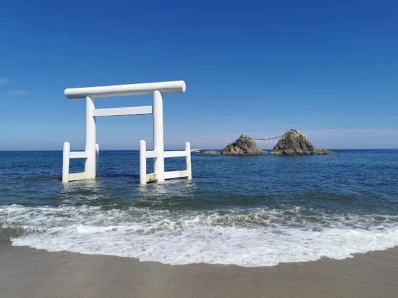 Fukuoka: Itoshima Hidden Gems & Coastal Culture Day Trip - Iconic Landmarks and Cultural Stops