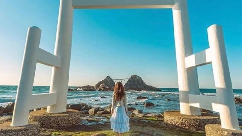 Fukuoka: Itoshima Waterfall, Ramen, and Fukuoka Tower Tour - Detailed Review: Exploring Fukuoka in a Day