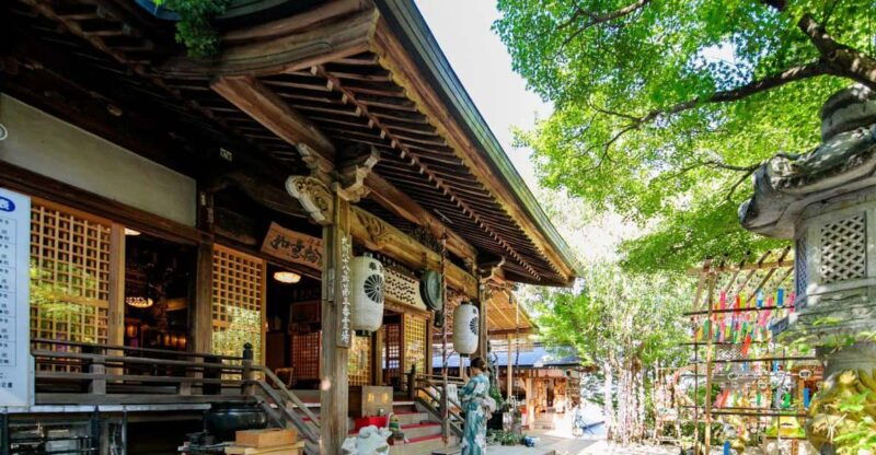 fukuoka-kyushu-tour-to-dazaifu-nyoirin-ji-temple-yufuin