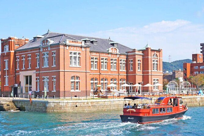 Fukuoka Mojiko Retro Shimonoseki and Kokura Castle Full Day Tour - Key Points