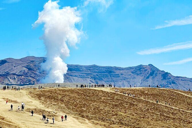 Fukuoka: Mt.Aso, Miyazaki, Takachiho Gorge boat/Beef Lunch Tour - FAQ
