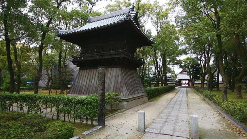 Fukuoka: Nanzoin Temple and Great Buddha Tour - Key Points