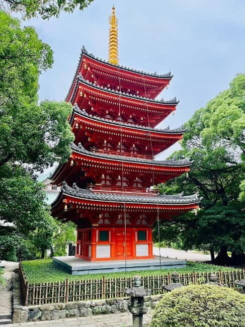 Fukuoka: Ohori Park and Tochoji Temple Walking Tour - Key Points