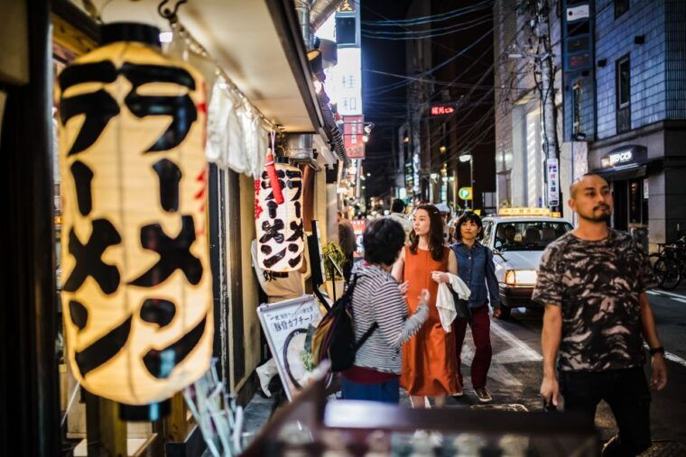 fukuoka-personalized-experience-with-a-local