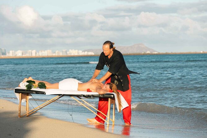 full-body-massage-in-waikiki