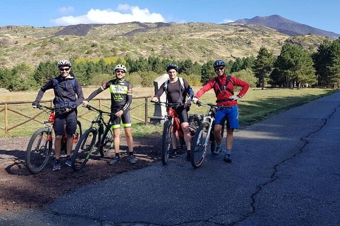 full-circuit-of-etna-by-mtb-small-group