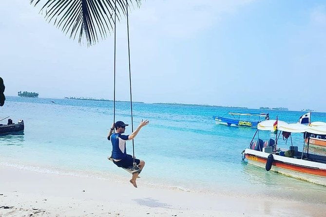 full-day-4-amazing-spots-in-san-blas-cultural-and-beach